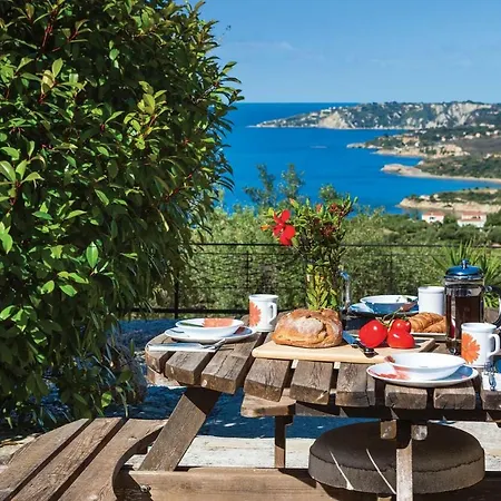 Halcyon Days Villa
